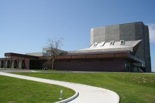 新潟市亀田地区公民館